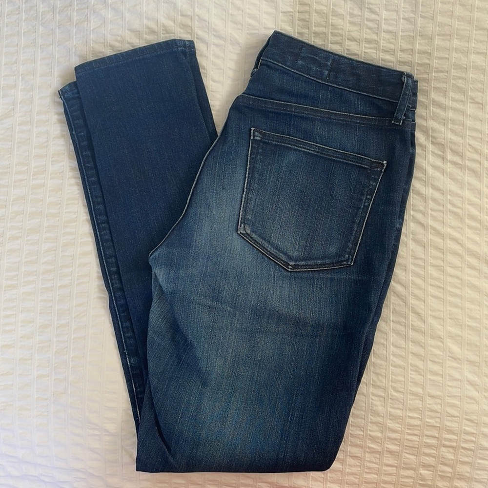 Gap High Rise Skinny Dark Wash Jean